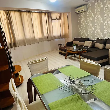 Apartment Lux Sisi *